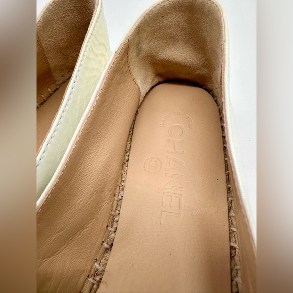 Chanel CC Logo Espadrilles Distressed Patent White Leather Flats EU 39 US 8-8.5 - Picture 5 of 14
